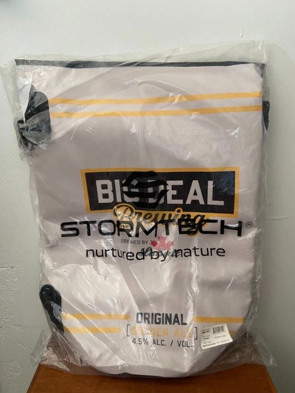 NEW Big Deal Brewing Labatt Blue x Stormtech Insulated Can Backpack Cooler Bag